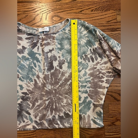 Gilli Tie Dye Short Sleeve Lounge Top Size Small – Oversized Fit - Picture 7 of 7
